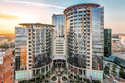 Propiedad comercial en alquiler en Orlando, Florida, 428.74 m2 № 1736377 - foto 1