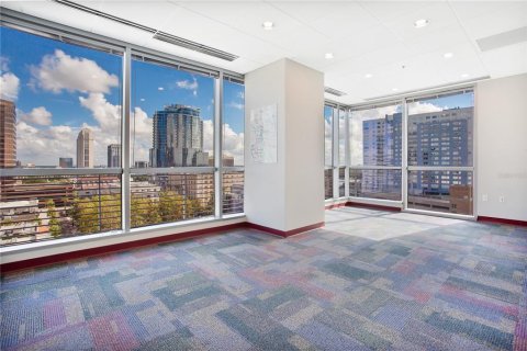Propiedad comercial en alquiler en Orlando, Florida, 428.74 m2 № 1736377 - foto 14