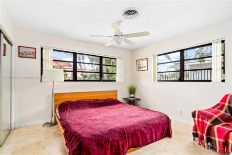 House in Pompano Beach, Florida 3 bedrooms, 150.87 sq.m. № 1963514 - photo 19