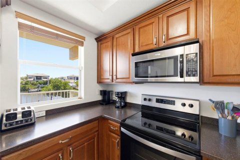 Townhouse in Ruskin, Florida 3 bedrooms, 147.99 sq.m. № 2212005 - photo 14