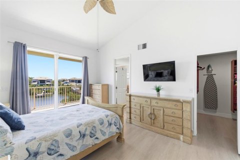 Townhouse in Ruskin, Florida 3 bedrooms, 147.99 sq.m. № 2212005 - photo 20
