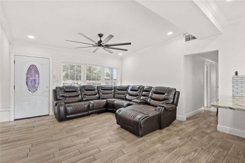 Villa ou maison à vendre à Cocoa, Floride: 3 chambres, 99.03 m2 № 2259298 - photo 11
