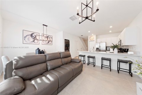 Touwnhouse à vendre à Homestead, Floride: 3 chambres, 129.41 m2 № 2059647 - photo 10