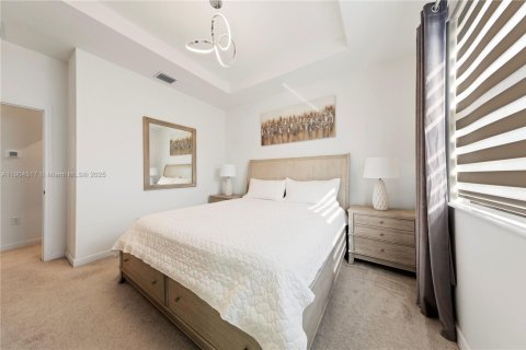 Touwnhouse à vendre à Homestead, Floride: 3 chambres, 129.41 m2 № 2059647 - photo 12