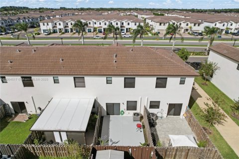 Touwnhouse à vendre à Homestead, Floride: 3 chambres, 129.41 m2 № 2059647 - photo 27