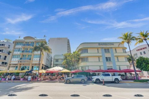 Купить кондоминиум в Майами-Бич, Флорида 32.52м2, № 1958287 - фото 2