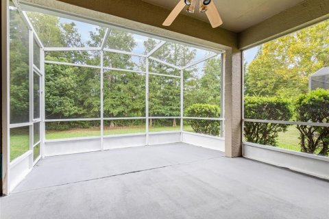 House in Oviedo, Florida 4 bedrooms, 196.4 sq.m. № 1915665 - photo 29
