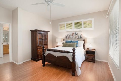 House in Oviedo, Florida 4 bedrooms, 196.4 sq.m. № 1915665 - photo 14