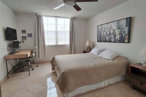 Condominio en alquiler en Aventura, Florida, 2 dormitorios, 109.62 m2 № 1934698 - foto 19