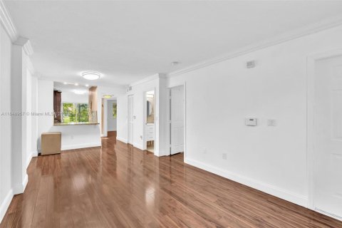 Copropriété à louer à Pembroke Pines, Floride: 2 chambres, 75.72 m2 № 1852069 - photo 9