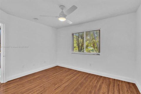 Copropriété à louer à Pembroke Pines, Floride: 2 chambres, 75.72 m2 № 1852069 - photo 29