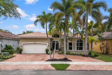 House in Homestead, Florida 4 bedrooms, 197.14 sq.m. № 2057470
