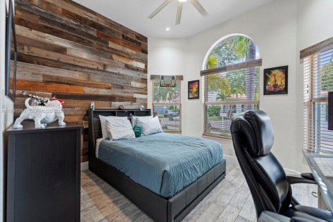 House in Homestead, Florida 4 bedrooms, 197.14 sq.m. № 2057470 - photo 22