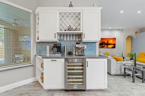 House in Homestead, Florida 4 bedrooms, 197.14 sq.m. № 2057470 - photo 19