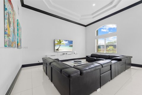 Купить виллу или дом в Дейви, Флорида 4 спальни, 374.02м2, № 1994441 - фото 15