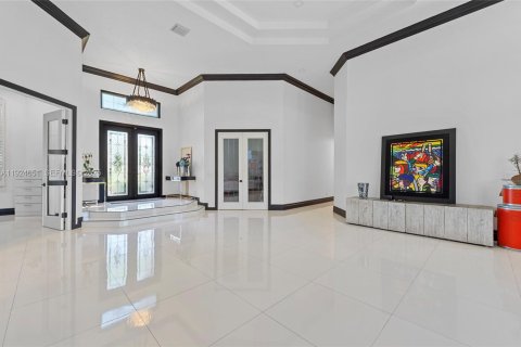 Купить виллу или дом в Дейви, Флорида 4 спальни, 374.02м2, № 1994441 - фото 7