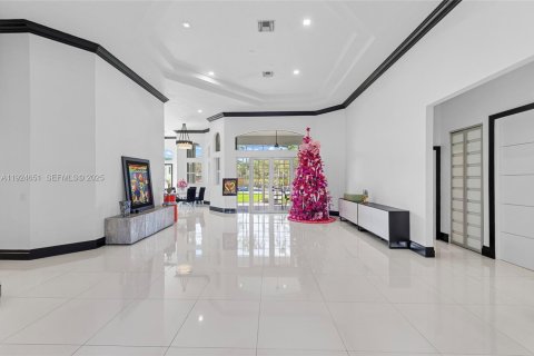 Купить виллу или дом в Дейви, Флорида 4 спальни, 374.02м2, № 1994441 - фото 9