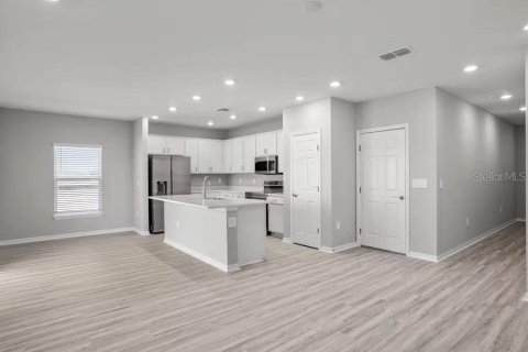 Villa ou maison à vendre à Winter Haven, Floride: 3 chambres, 145.67 m2 № 2429363 - photo 6