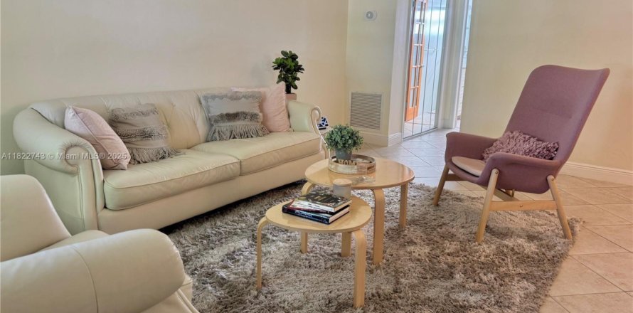 Condominio en Lighthouse Point, Florida, 1 dormitorio  № 1939720