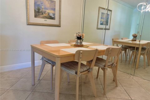 Condominio en venta en Lighthouse Point, Florida, 1 dormitorio, 63.17 m2 № 1939720 - foto 7