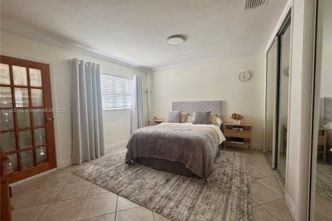 Condominio en venta en Lighthouse Point, Florida, 1 dormitorio, 63.17 m2 № 1939720 - foto 9