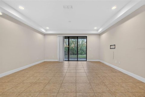 Adosado en venta en Davenport, Florida, 3 dormitorios, 151.62 m2 № 2226176 - foto 9