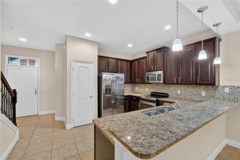 Adosado en venta en Davenport, Florida, 3 dormitorios, 151.62 m2 № 2226176 - foto 3