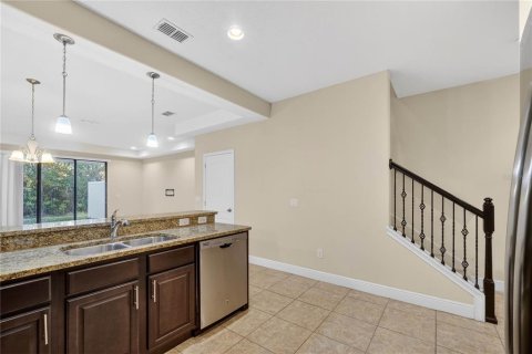 Adosado en venta en Davenport, Florida, 3 dormitorios, 151.62 m2 № 2226176 - foto 5