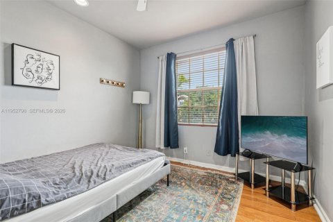 Townhouse in Hollywood, Florida 3 bedrooms, 146.79 sq.m. № 2011696 - photo 28