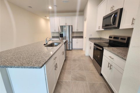 Townhouse in Kissimmee, Florida 3 bedrooms, 151.24 sq.m. № 2394052 - photo 5