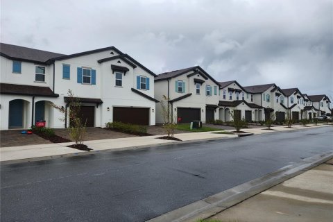 Townhouse in Kissimmee, Florida 3 bedrooms, 151.24 sq.m. № 2394052 - photo 2