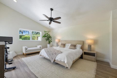 House in Wellington, Florida 4 bedrooms, 199.93 sq.m. № 2175866 - photo 8