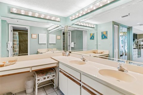 Купить кондоминиум в Индиан-Шорс, Флорида 3 комнаты, 133.31м2, № 1685505 - фото 30