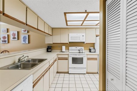 Купить кондоминиум в Индиан-Шорс, Флорида 3 комнаты, 133.31м2, № 1685505 - фото 21