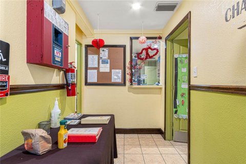 Propiedad comercial en venta en Daytona Beach, Florida, 301.56 m2 № 1559036 - foto 1