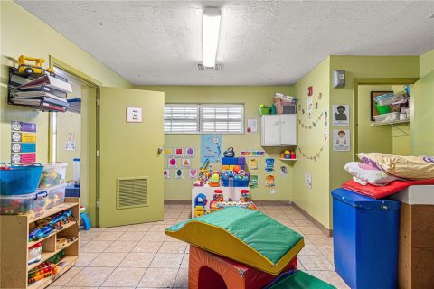 Propiedad comercial en venta en Daytona Beach, Florida, 301.56 m2 № 1559036 - foto 7