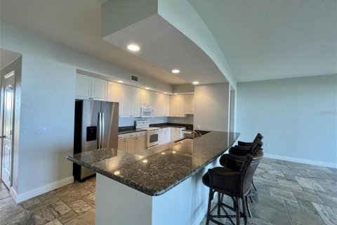 Copropriété à louer à New Smyrna Beach, Floride: 3 chambres, 196.67 m2 № 1808214 - photo 6