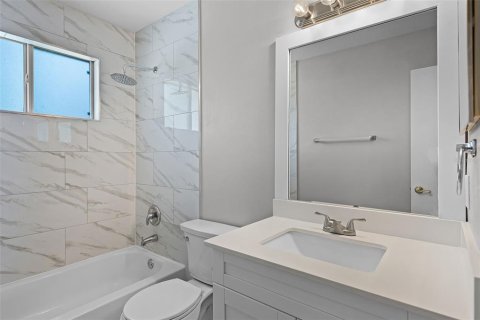 Condominio en venta en Kissimmee, Florida, 3 dormitorios, 126.07 m2 № 1838094 - foto 15