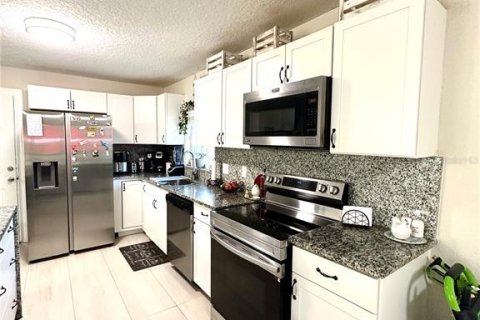 Casa en venta en Casselberry, Florida, 4 dormitorios, 166.57 m2 № 1821406 - foto 6