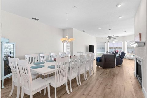 Villa ou maison à vendre à Treasure Island, Floride: 4 chambres, 308.9 m2 № 2223560 - photo 16