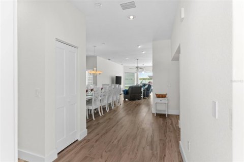 Villa ou maison à vendre à Treasure Island, Floride: 4 chambres, 308.9 m2 № 2223560 - photo 11