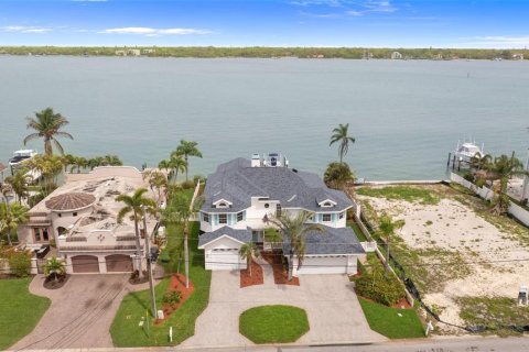 Villa ou maison à vendre à Treasure Island, Floride: 4 chambres, 308.9 m2 № 2223560 - photo 4