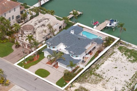 Villa ou maison à vendre à Treasure Island, Floride: 4 chambres, 308.9 m2 № 2223560 - photo 8