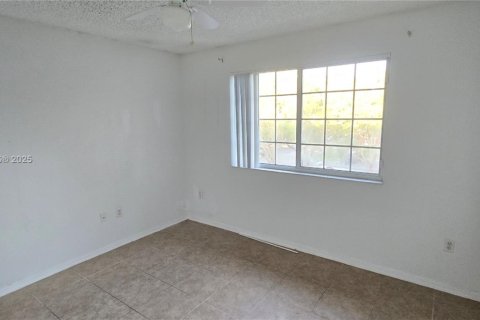 Copropriété à vendre à West Palm Beach, Floride: 2 chambres, 95.32 m2 № 1974428 - photo 18