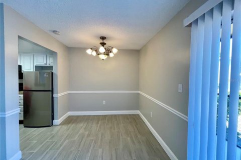 Condominio en alquiler en Orlando, Florida, 2 dormitorios, 78.97 m2 № 1911222 - foto 9
