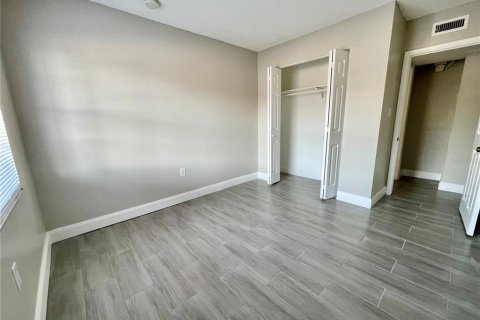 Condominio en alquiler en Orlando, Florida, 2 dormitorios, 78.97 m2 № 1911222 - foto 12