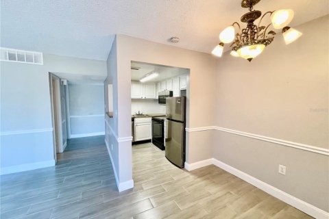 Condominio en alquiler en Orlando, Florida, 2 dormitorios, 78.97 m2 № 1911222 - foto 7