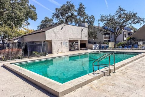Condo in Tampa, Florida, 2 bedrooms  № 2095252 - photo 29