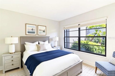 Condo in Tampa, Florida, 2 bedrooms  № 2095252 - photo 9