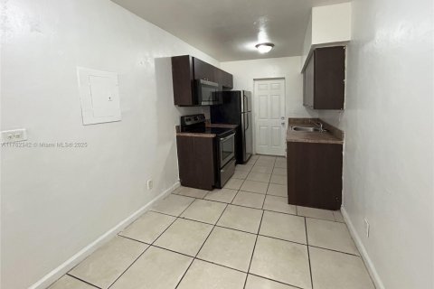 Apartment in Miami, Florida 2 bedrooms, 89.19 sq.m. № 1935881 - photo 3